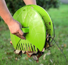 Load image into Gallery viewer, Pair of 2 x Leaf Grabbers Handheld Garden Scoops