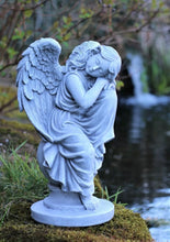 Load image into Gallery viewer, Garden Ornament Angel Figurine Statue