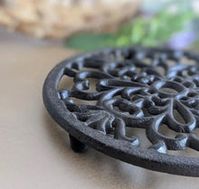 Load image into Gallery viewer, Cast Iron Round Trivet Tea Pot Pan Stand 17cm