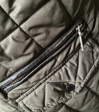 Load image into Gallery viewer, Barbour Mens Quilt Khaki Jacket Small/Medium Pre-Owned Great Condition