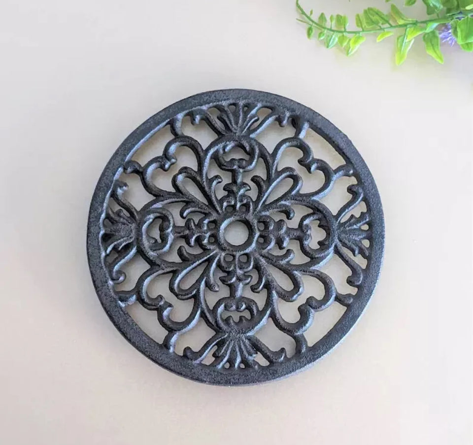 Cast Iron Round Trivet Tea Pot Pan Stand 17cm