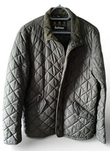 Load image into Gallery viewer, Barbour Mens Quilt Khaki Jacket Small/Medium Pre-Owned Great Condition