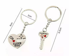 Load image into Gallery viewer, Heart Couple Keyrings Beautiful Gift For Him/Her💝