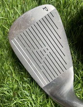 Load image into Gallery viewer, Wilson Killer Whale Iron Set / 3-SW / Wilson Regular Flex Steel Shafts • Golf Clubs