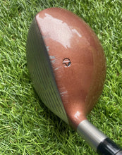 Load image into Gallery viewer, Taylormade Ti Bubble 2 10.5° Driver / Regular Flex 80g Shaft • Golf Club