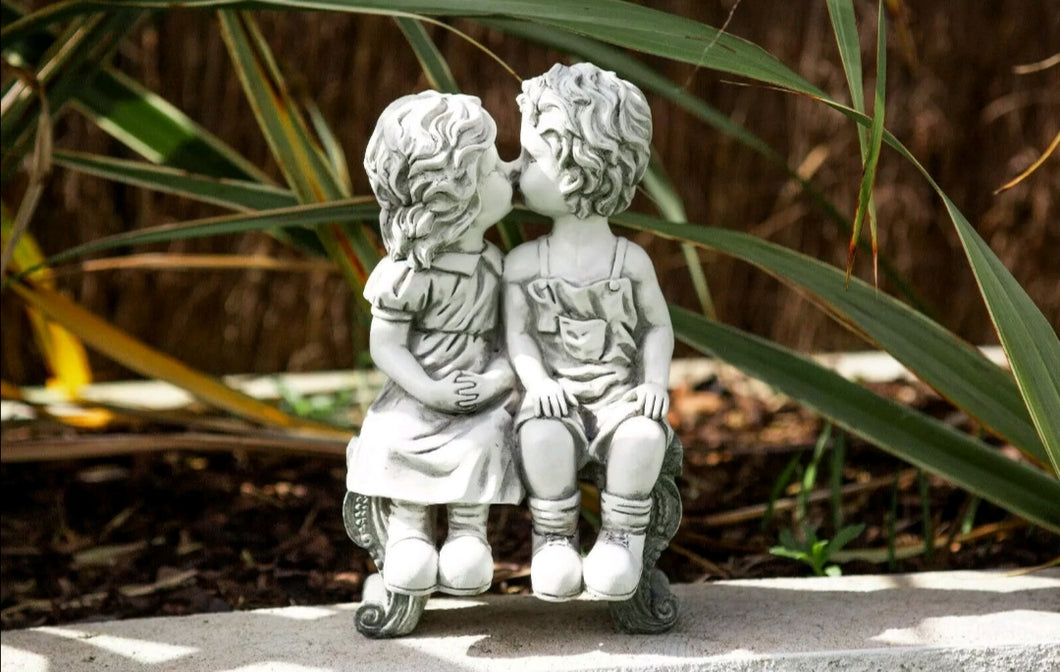 Vintage Stone Effect Kissing Kids Garden Ornament