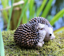 Load image into Gallery viewer, Baby Hedgehogs Garden Ornament