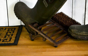 Cast Iron Wellies Boot Jack & Cleaner Brush