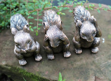 Load image into Gallery viewer, 3 WISE SQUIRRELS Garden Ornament